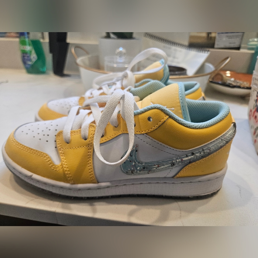 Nike Air Force One youth size 4